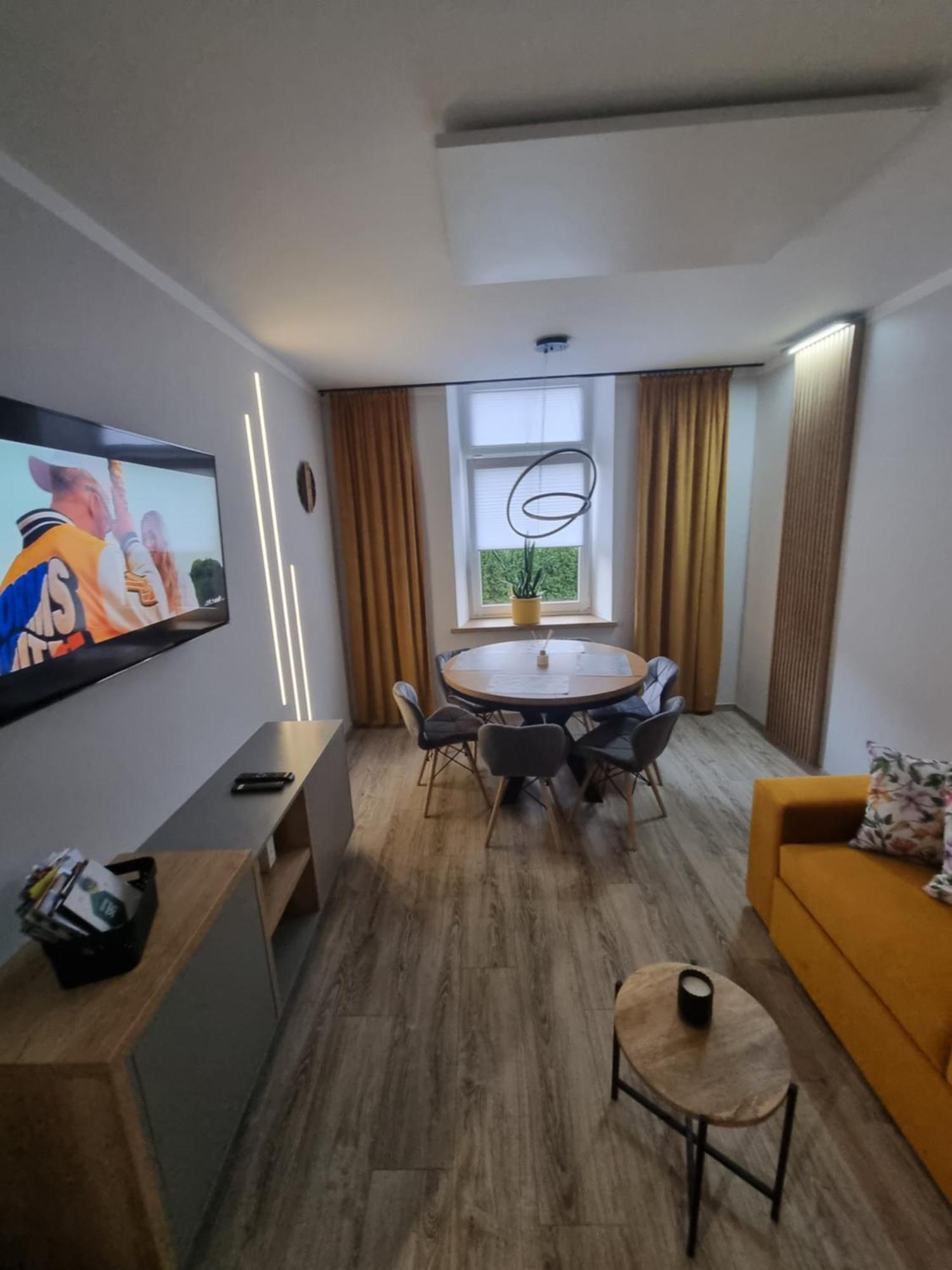 Apartament Lux Lemon イェレニャ・グーラ エクステリア 写真
