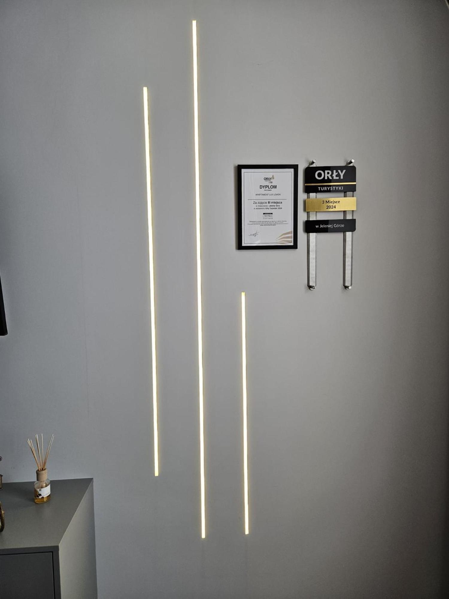 Apartament Lux Lemon イェレニャ・グーラ エクステリア 写真